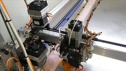 Are the motors emitting a clicking sound?