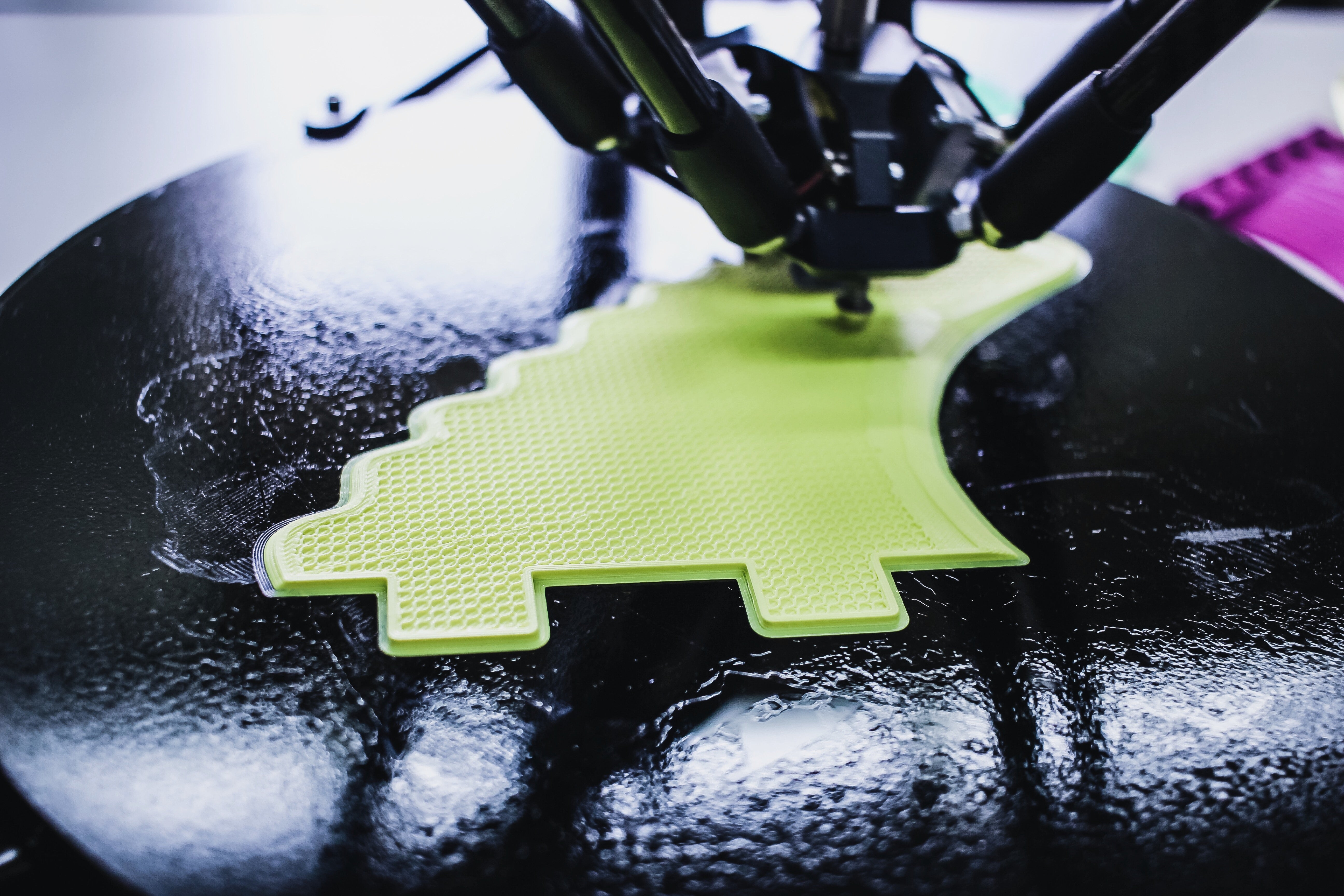 3 Ways to Improve Build Plate Adhesion (Rafts, Skirts, & Brims)